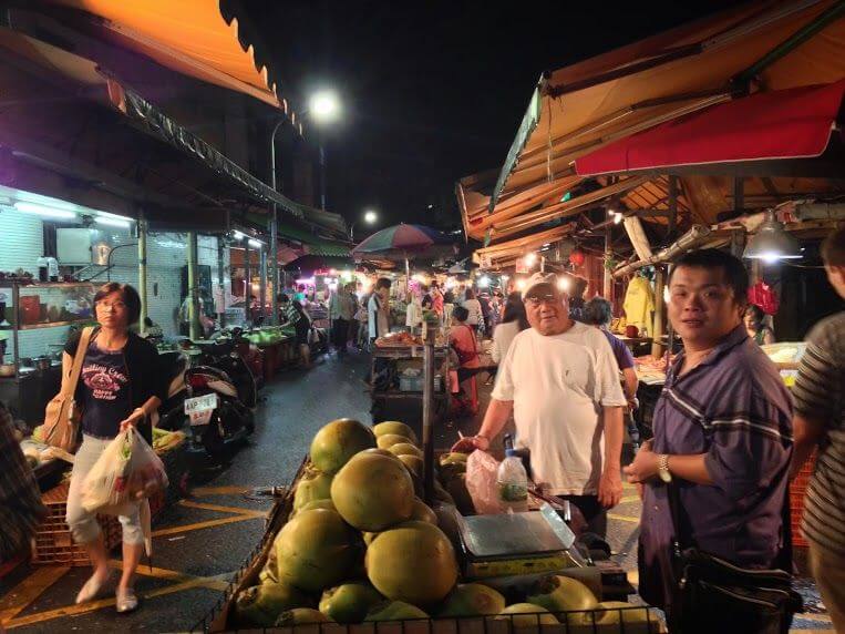 Taipei gece pazarı